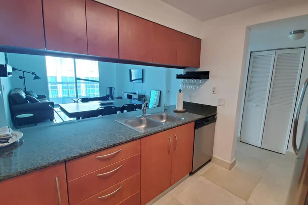 Luxury Penthouse Brickell 3 Bedrooms Free Parking Маями Екстериор снимка