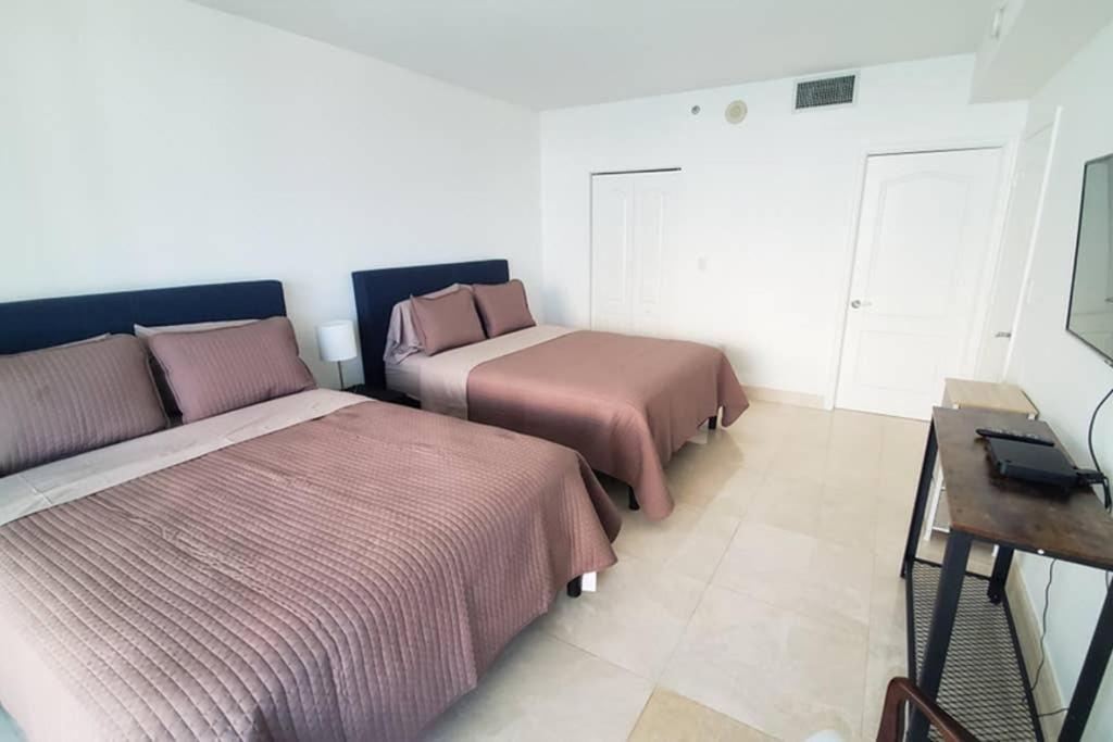 Luxury Penthouse Brickell 3 Bedrooms Free Parking Маями Екстериор снимка