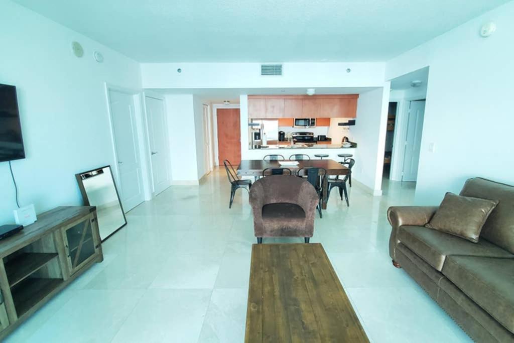 Luxury Penthouse Brickell 3 Bedrooms Free Parking Маями Екстериор снимка