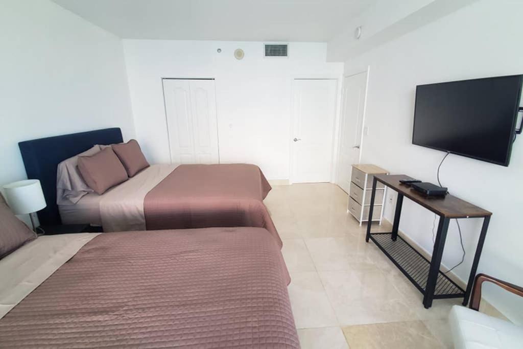 Luxury Penthouse Brickell 3 Bedrooms Free Parking Маями Екстериор снимка