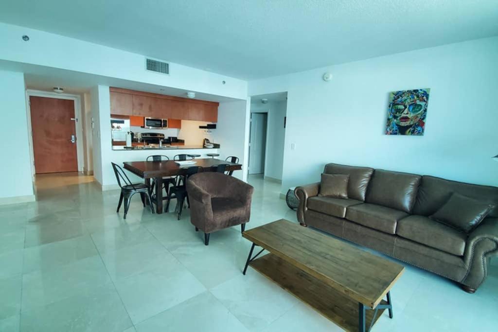Luxury Penthouse Brickell 3 Bedrooms Free Parking Маями Екстериор снимка